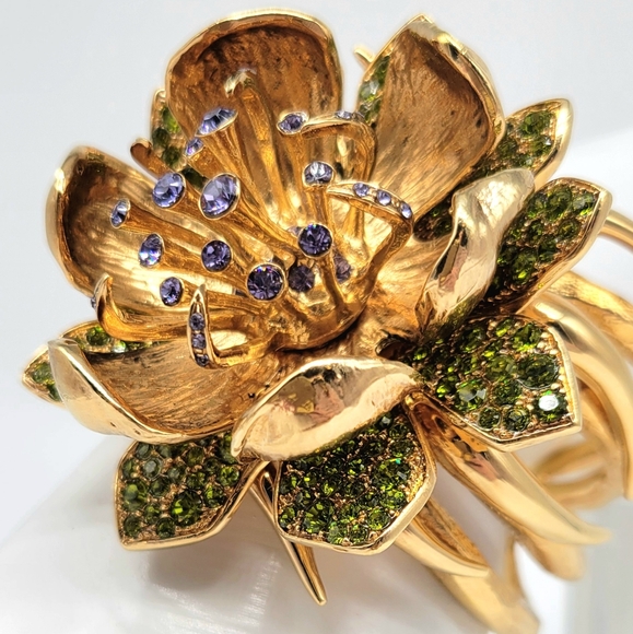 Roberto Cavalli RARE HEAVY Swarovski Crystal Flower Statement Cuff Bracelet - Picture 4 of 12